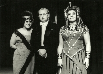 Aida - Hanna Rumowska (Aida), Antoni Wicherek (dyrygent), Krystyna Szostek-Radkowa (Amneris) - spektakl: Erkel Színház w Budapeszcie, 3 grudnia 1978 - fot. Bela Mezey
