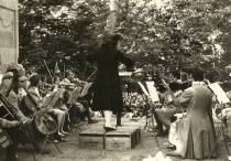Il maestro di cappella - Orkiestra Kameralna PWSM w Warszawie - Internationales Jugendfestspieltreffen, Bayreuth: 7 sierpnia 1970 - fot. Elke Biernacki