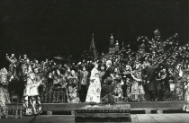 Katarzyna Izmajłowa - scena ślubu - premiera: Teatr Wielki w Warszawie, 26 września 1976 - fot. Leon Myszkowski