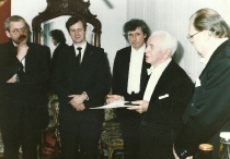 25 lat - Galowy Koncert Jubileuszowy - Teatr Wielki w Łodzi, 19 stycznia 1992 - od lewej: Waldemar Bohdanowicz, prezydent Grzegorz Palka, Wojciech Michniewski, Zygmunt Latoszewski, Antoni Wicherek