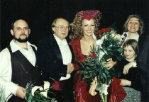 Opowieści Hoffmanna - od lewej: P. Wunder, A. Wicherek, K. Matuszczak, M. Ratajczak, NN - premiera: Opera Nova w Bydgoszczy, 18 kwietnia 1998, fot. Juliusz Multarzyński