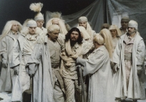 Parsifal - scena zbiorowa - premiera: Teatr Wielki w Warszawie, 26 marca 1993 - fot. Juliusz Multarzyński