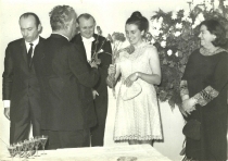 Spartakus - po premierze: Teatr Wielki w Warszawie, 28 listopada 1968 - od lewej: Jan Krenz, Aram Chaczaturian, Antoni Wicherek, Oksana Kowalówna, NN