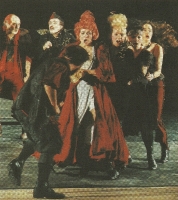 Ubu król - scena zbiorowa - premiera: Opera i Operetka w Krakowie, 22 listopada 1993