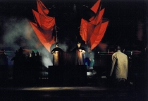 Ubu Rex - premiera polska: Teatr Wielki w Łodzi, 6 listopada 1993 - fot. Grzegorz Witek