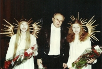 z Aniołkami - premiera: Teatr Narodowy w Warszawie, 26 listopada 1996, fot. Juliusz Multarzyński