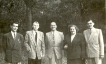 PWSM we Wrocławiu (październik 1953) - od lewej: Jerzy Zabłocki, Antoni Wicherek, prof. Adam Kopyciński, prof. Ewa Ćwieczkowska, Jan Marynowski