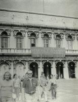 Maria Krzyszkowska i Antoni Wicherek w Wenecji - podczas gościnnych występów warszawskiego Teatru Wielkiego we Włoszech (lipiec 1974)